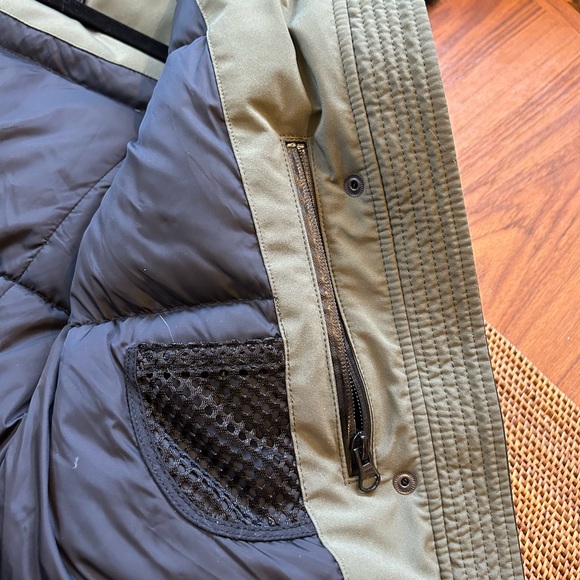 CMFR green winter parka with down filling and leather trim - Picture 10 of 15